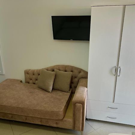 Seaside Rooms & Apartments Saranda Extérieur photo